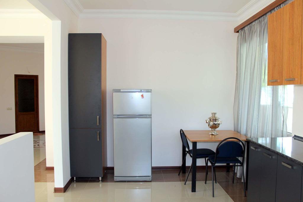 Family & Friends Guest House Dilidżan Zewnętrze zdjęcie