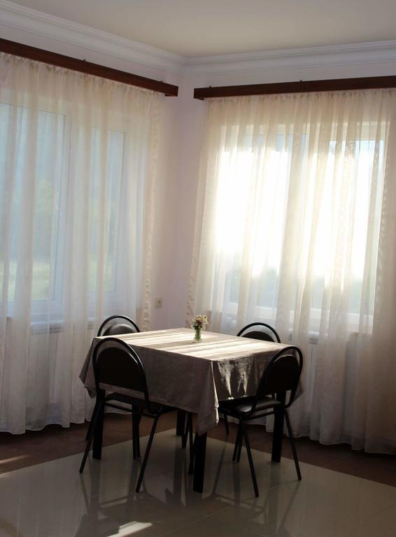 Family & Friends Guest House Dilidżan Zewnętrze zdjęcie