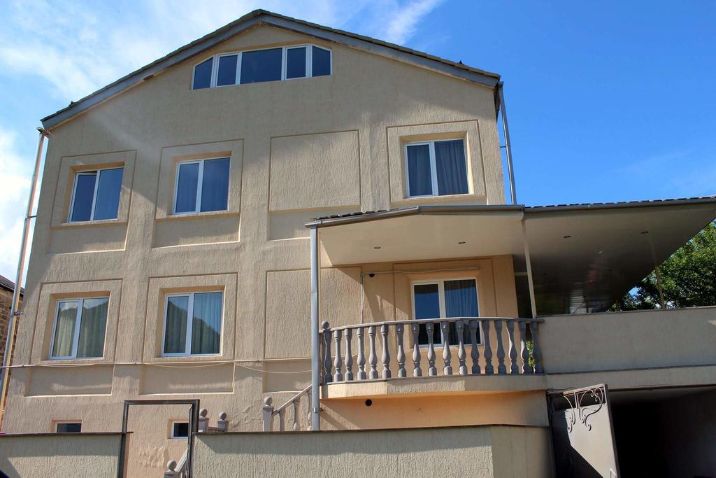 Family & Friends Guest House Dilidżan Zewnętrze zdjęcie